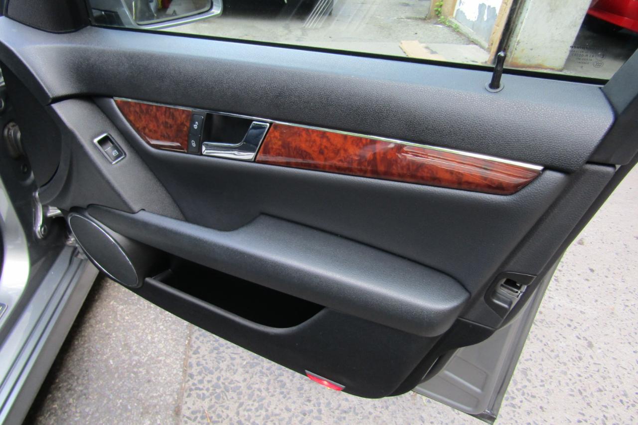 Mercedes-Benz C-Class 4dr Sdn C 300 Sport 4MATIC 2011