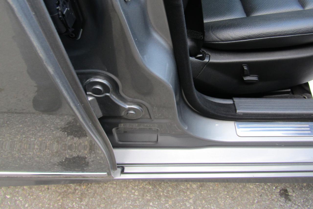 Mercedes-Benz C-Class 4dr Sdn C 300 Sport 4MATIC 2011