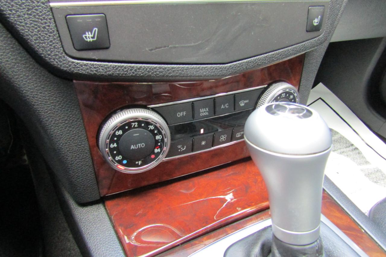 Mercedes-Benz C-Class 4dr Sdn C 300 Sport 4MATIC 2011