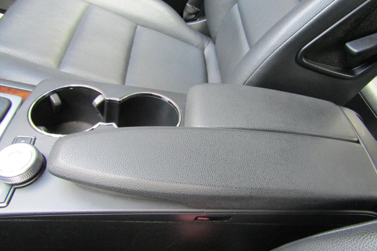 Mercedes-Benz C-Class 4dr Sdn C 300 Sport 4MATIC 2011