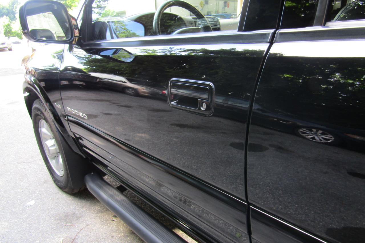 Isuzu Rodeo 4dr LS 3.2L Auto 4WD 1998