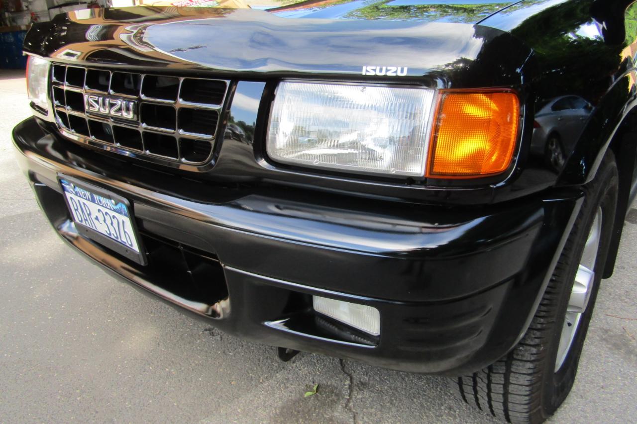 Isuzu Rodeo 4dr LS 3.2L Auto 4WD 1998