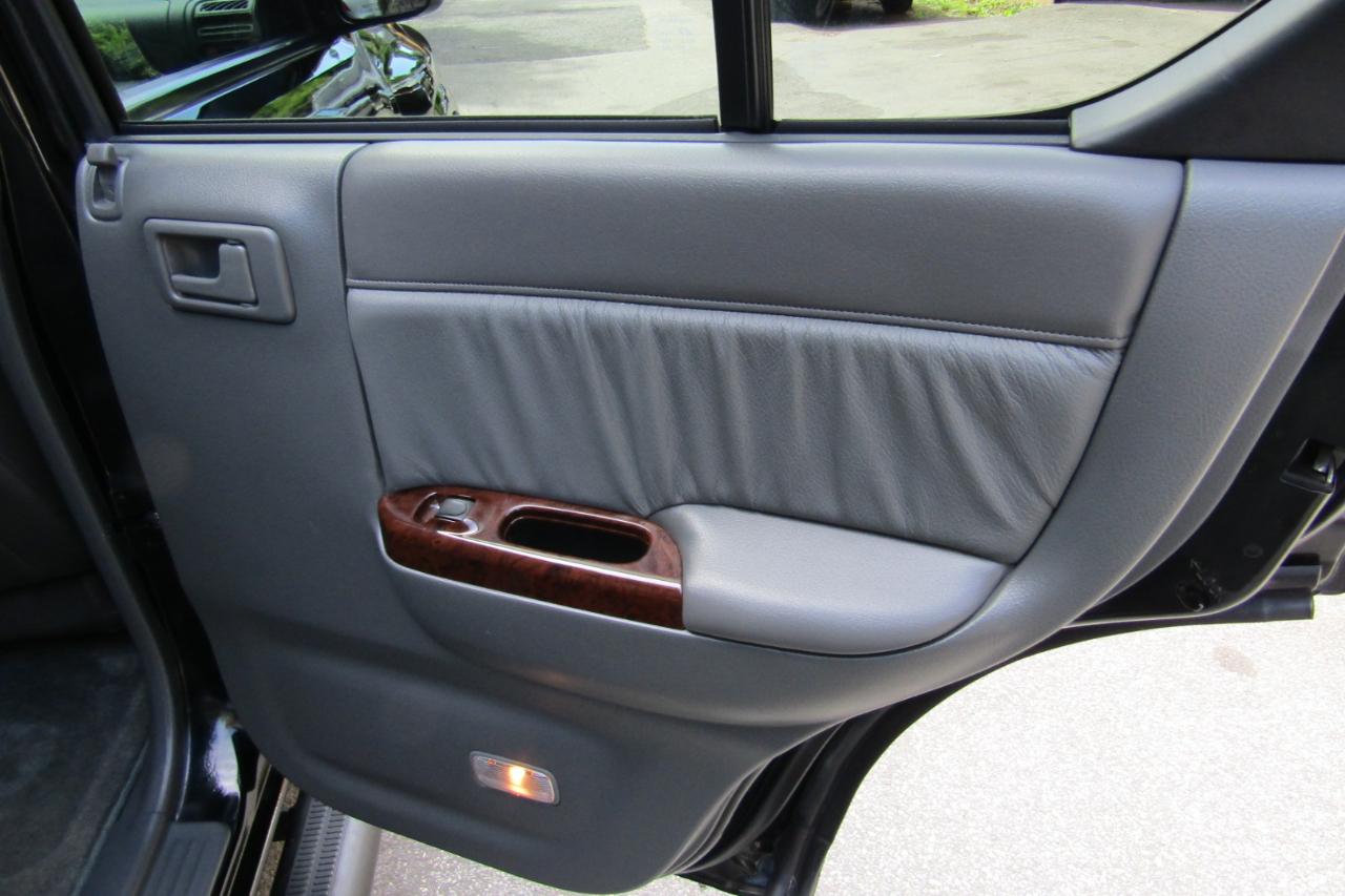 Isuzu Rodeo 4dr LS 3.2L Auto 4WD 1998