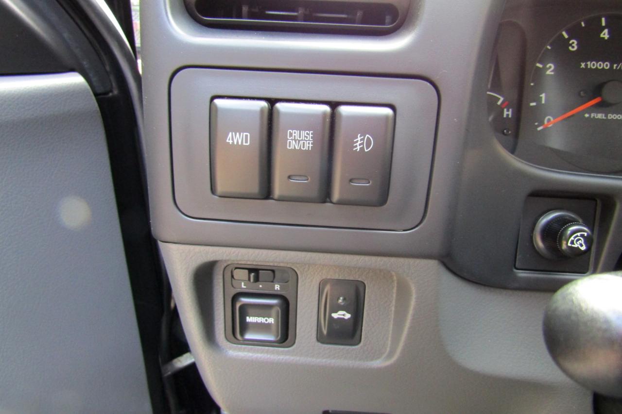 Isuzu Rodeo 4dr LS 3.2L Auto 4WD 1998