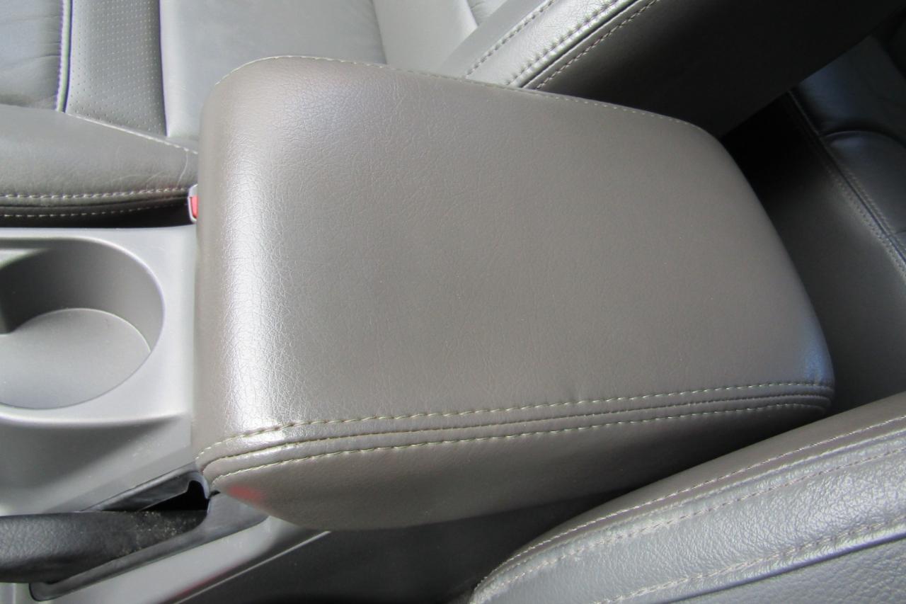 Isuzu Rodeo 4dr LS 3.2L Auto 4WD 1998