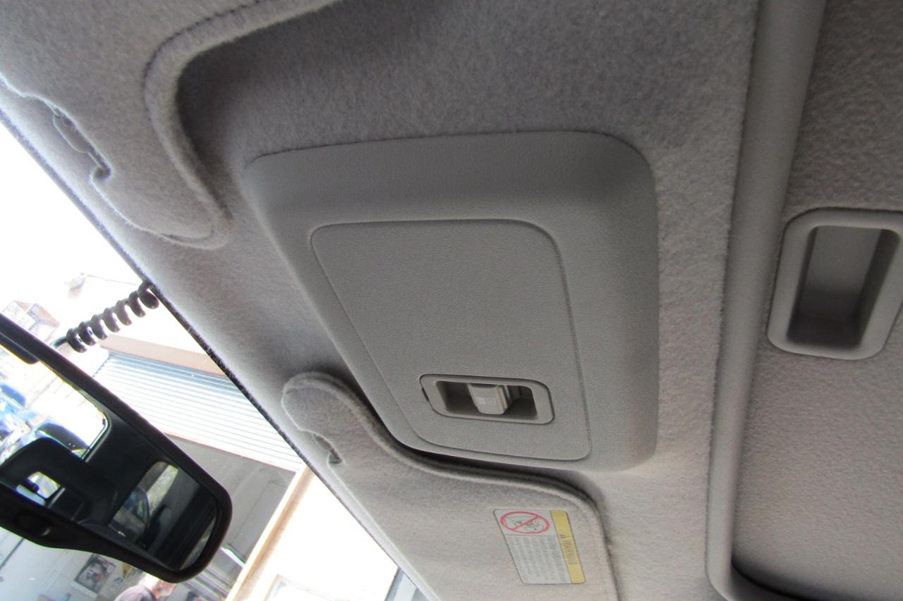 Isuzu Rodeo 4dr LS 3.2L Auto 4WD 1998