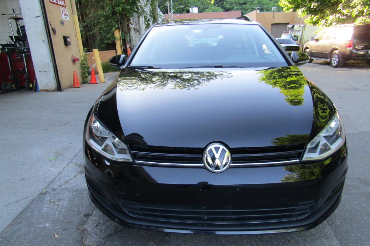 Volkswagen Golf SportWagen 1.8T S Manual 2017