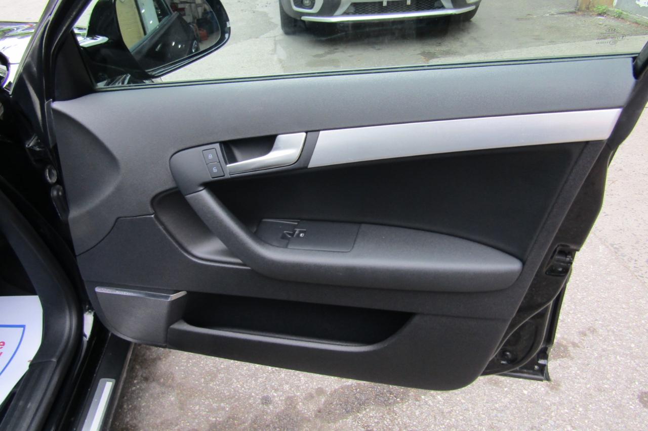 Audi A3 4dr HB S tronic FrontTrak 2.0T Premium Plus 2012