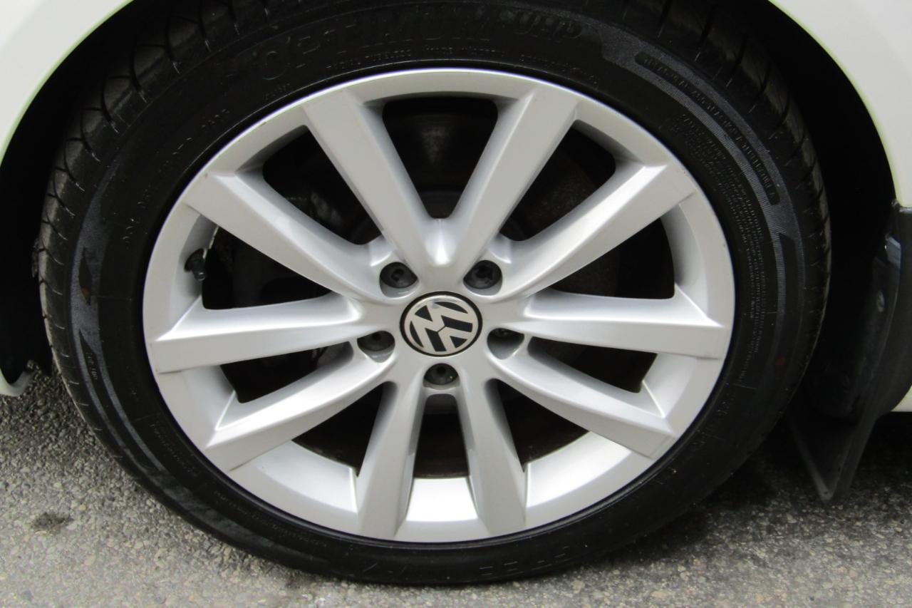 Volkswagen Eos 2dr Conv Komfort SULEV 2013
