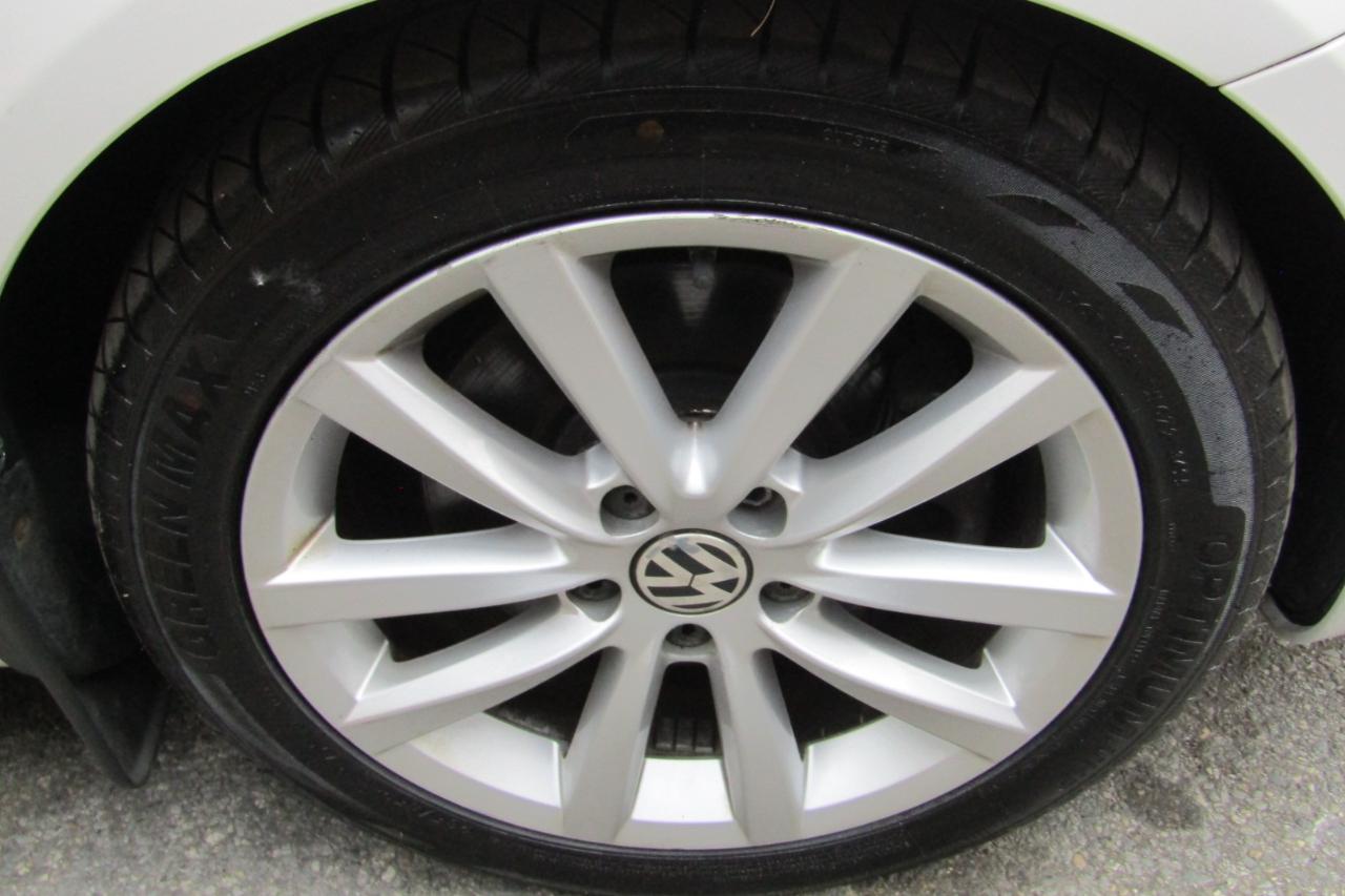 Volkswagen Eos 2dr Conv Komfort SULEV 2013