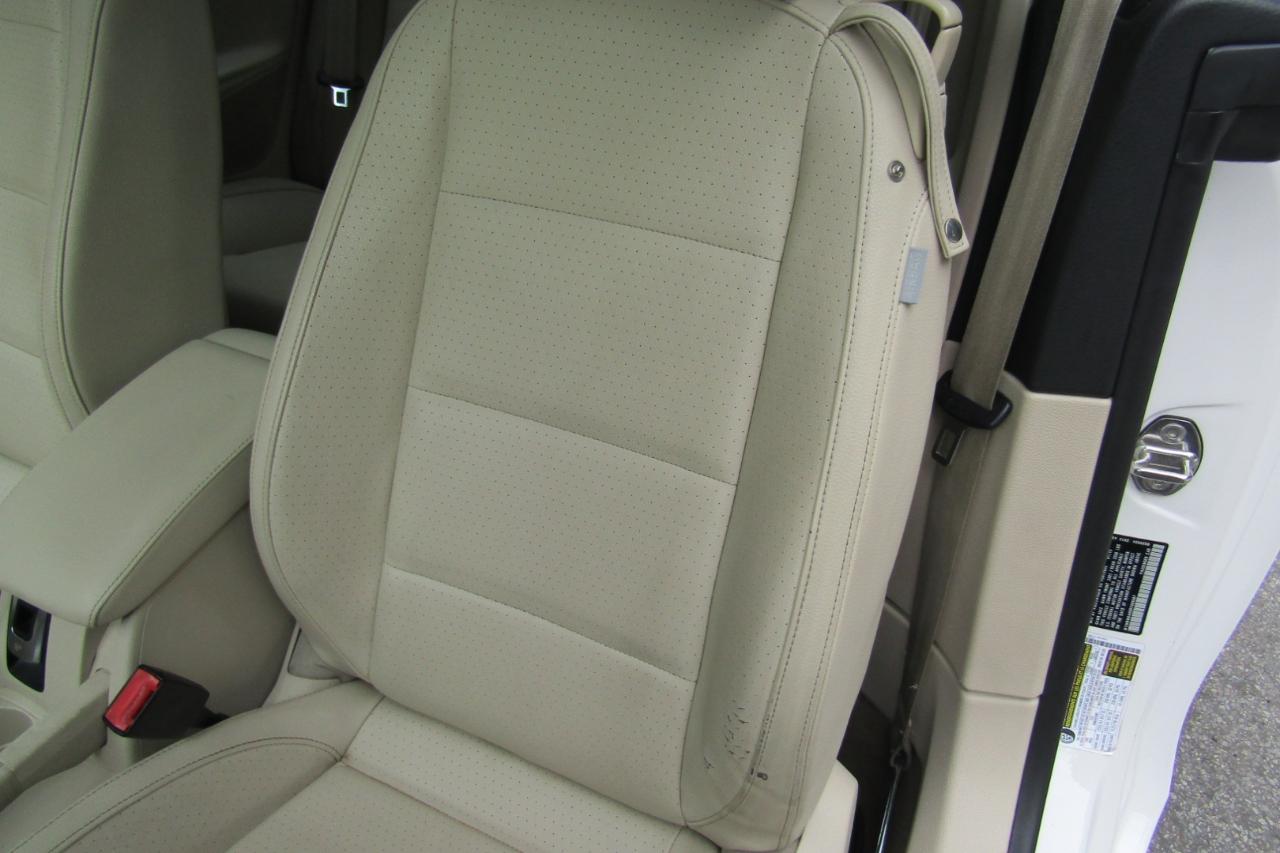 Volkswagen Eos 2dr Conv Komfort SULEV 2013