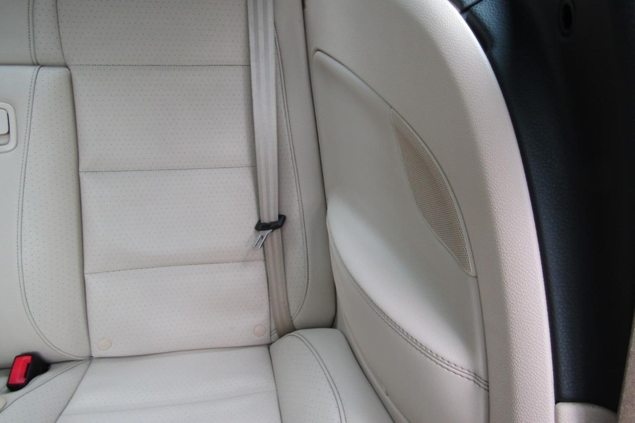 Volkswagen Eos 2dr Conv Komfort SULEV 2013