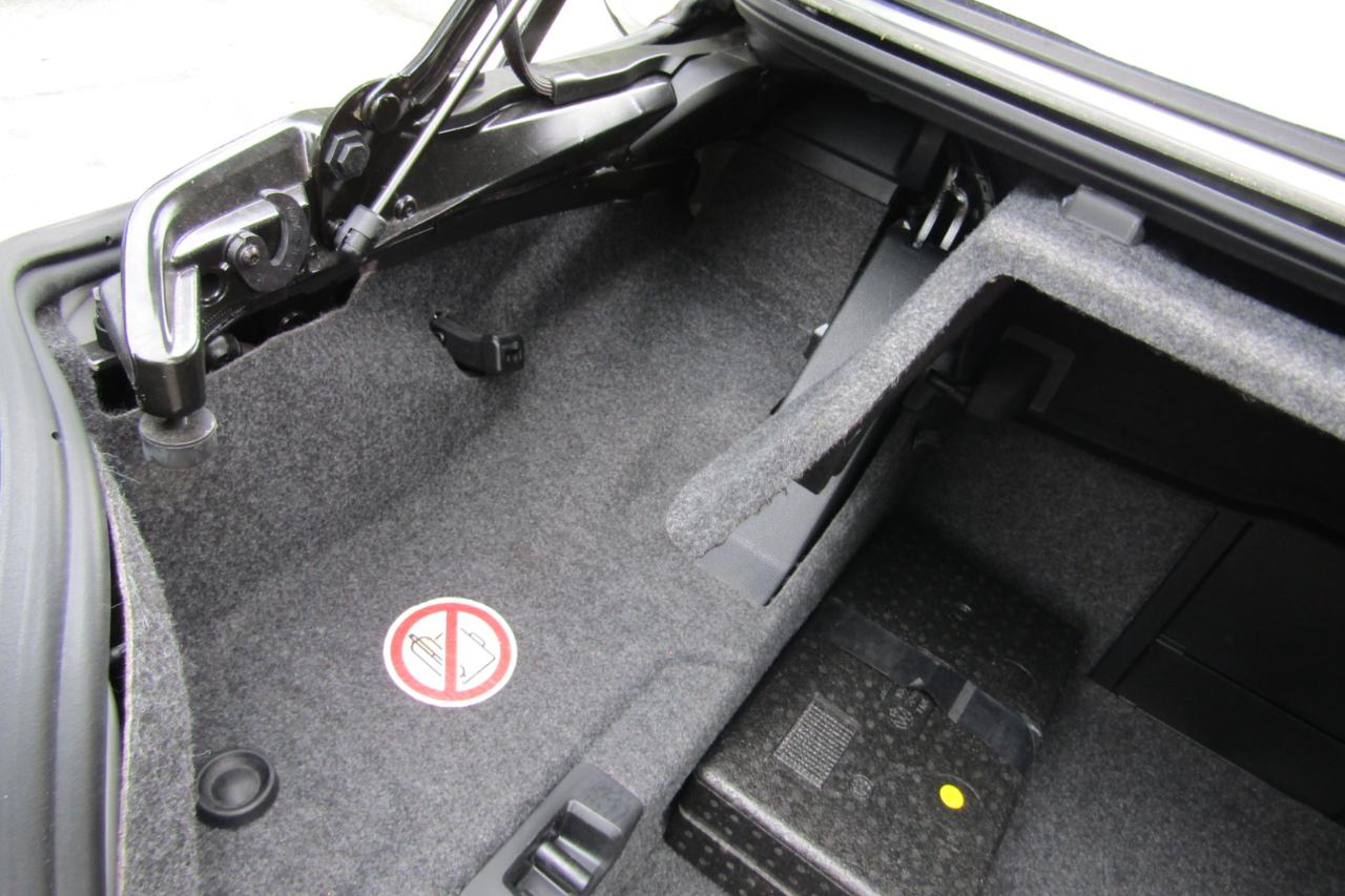 Volkswagen Eos 2dr Conv Komfort SULEV 2013