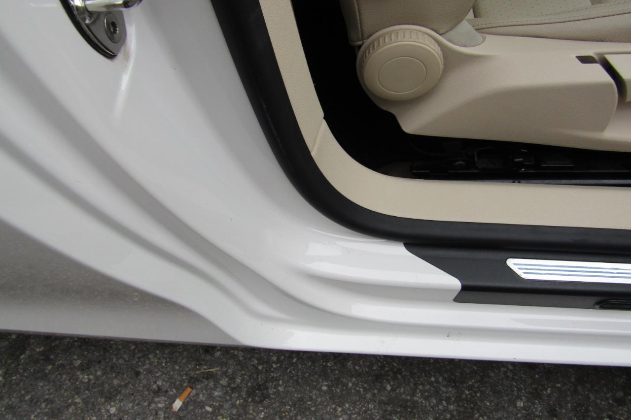 Volkswagen Eos 2dr Conv Komfort SULEV 2013