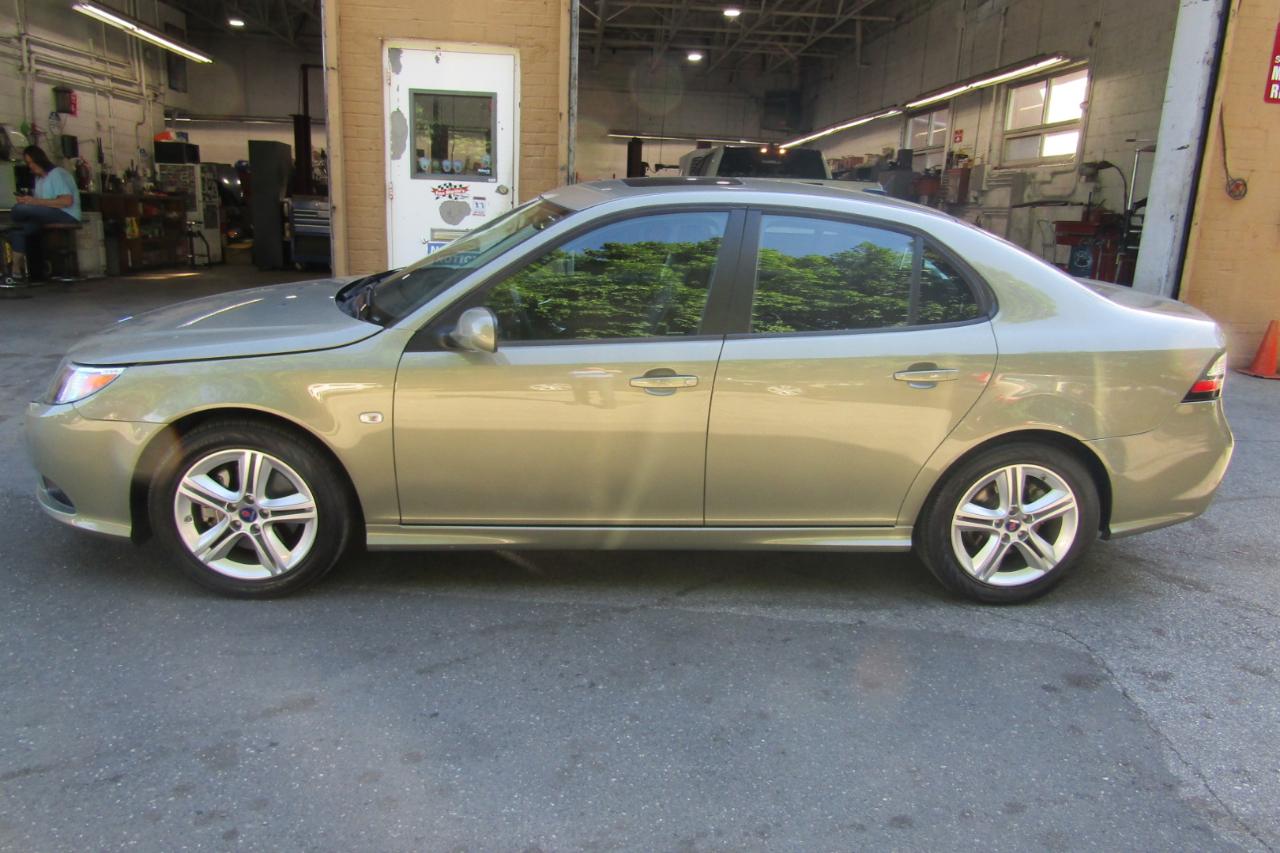 Saab 9-3 4dr Sdn 2.0T XWD 2009