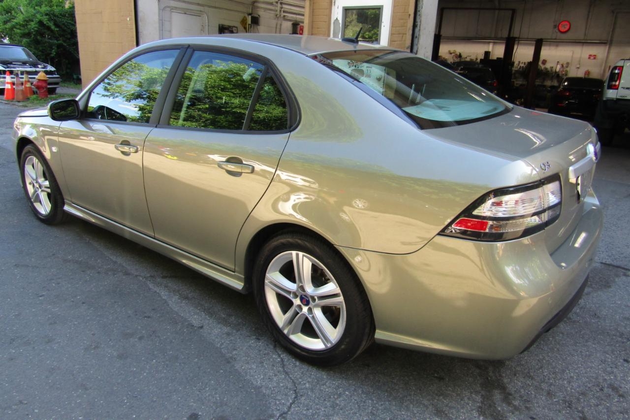 Saab 9-3 4dr Sdn 2.0T XWD 2009