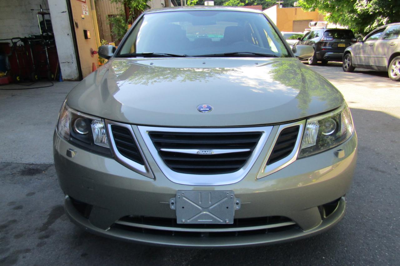 Saab 9-3 4dr Sdn 2.0T XWD 2009