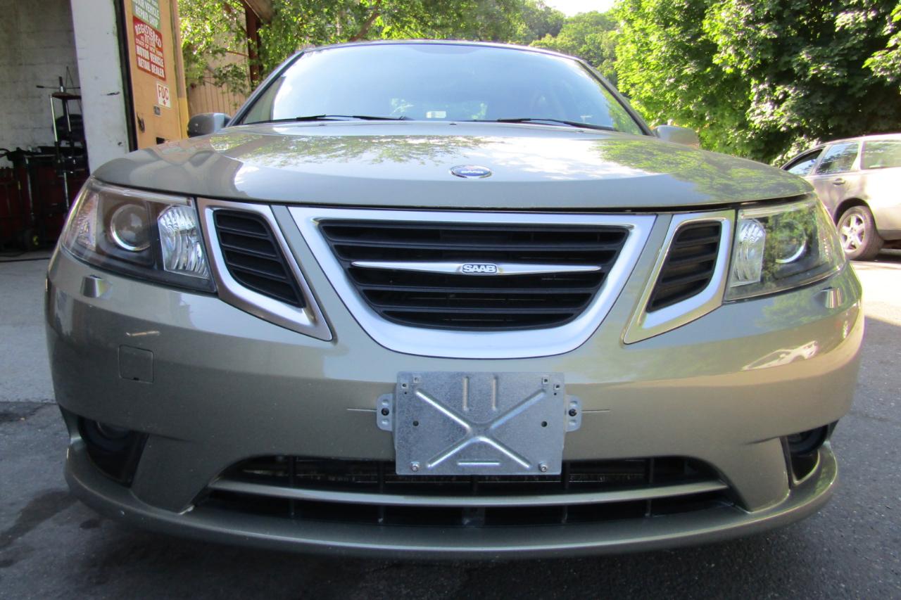 Saab 9-3 4dr Sdn 2.0T XWD 2009