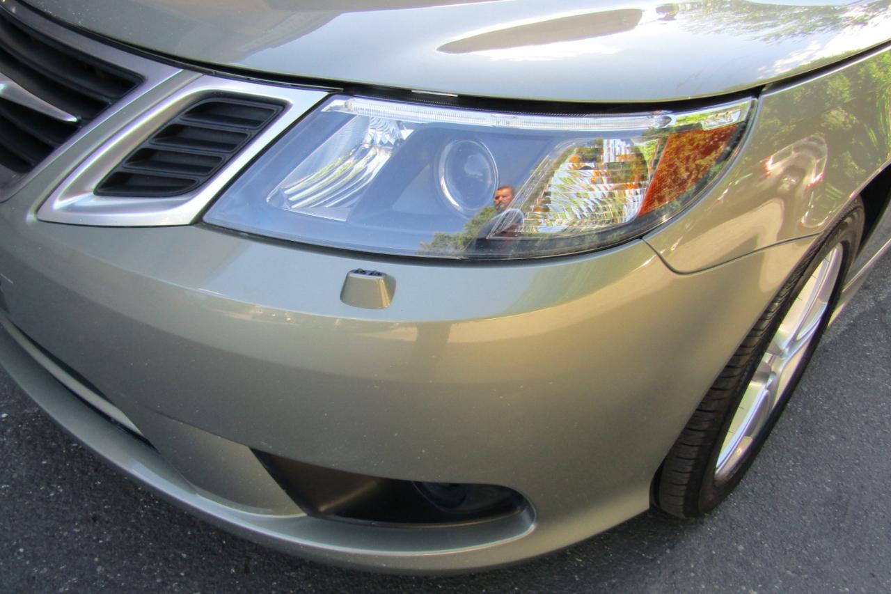 Saab 9-3 4dr Sdn 2.0T XWD 2009