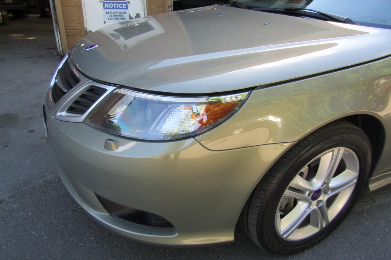 Saab 9-3 4dr Sdn 2.0T XWD 2009