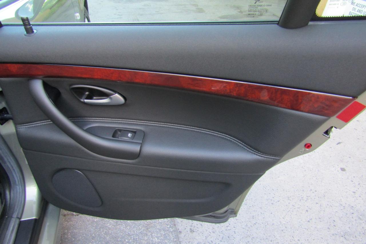 Saab 9-3 4dr Sdn 2.0T XWD 2009