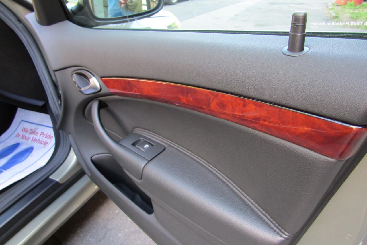 Saab 9-3 4dr Sdn 2.0T XWD 2009