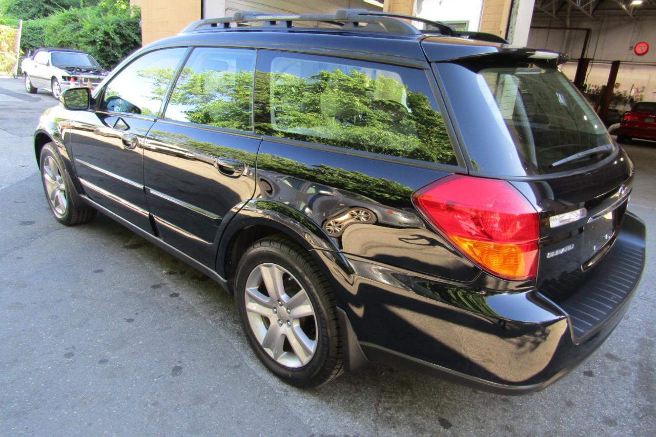 Subaru Legacy Wagon (Natl) Outback 3.0 R L.L. Bean Edition 2005