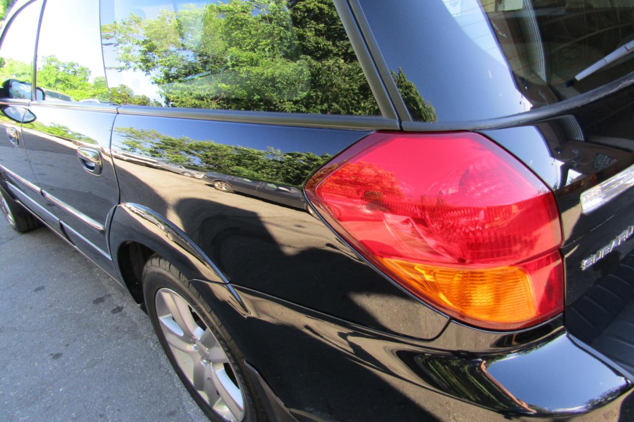 Subaru Legacy Wagon (Natl) Outback 3.0 R L.L. Bean Edition 2005