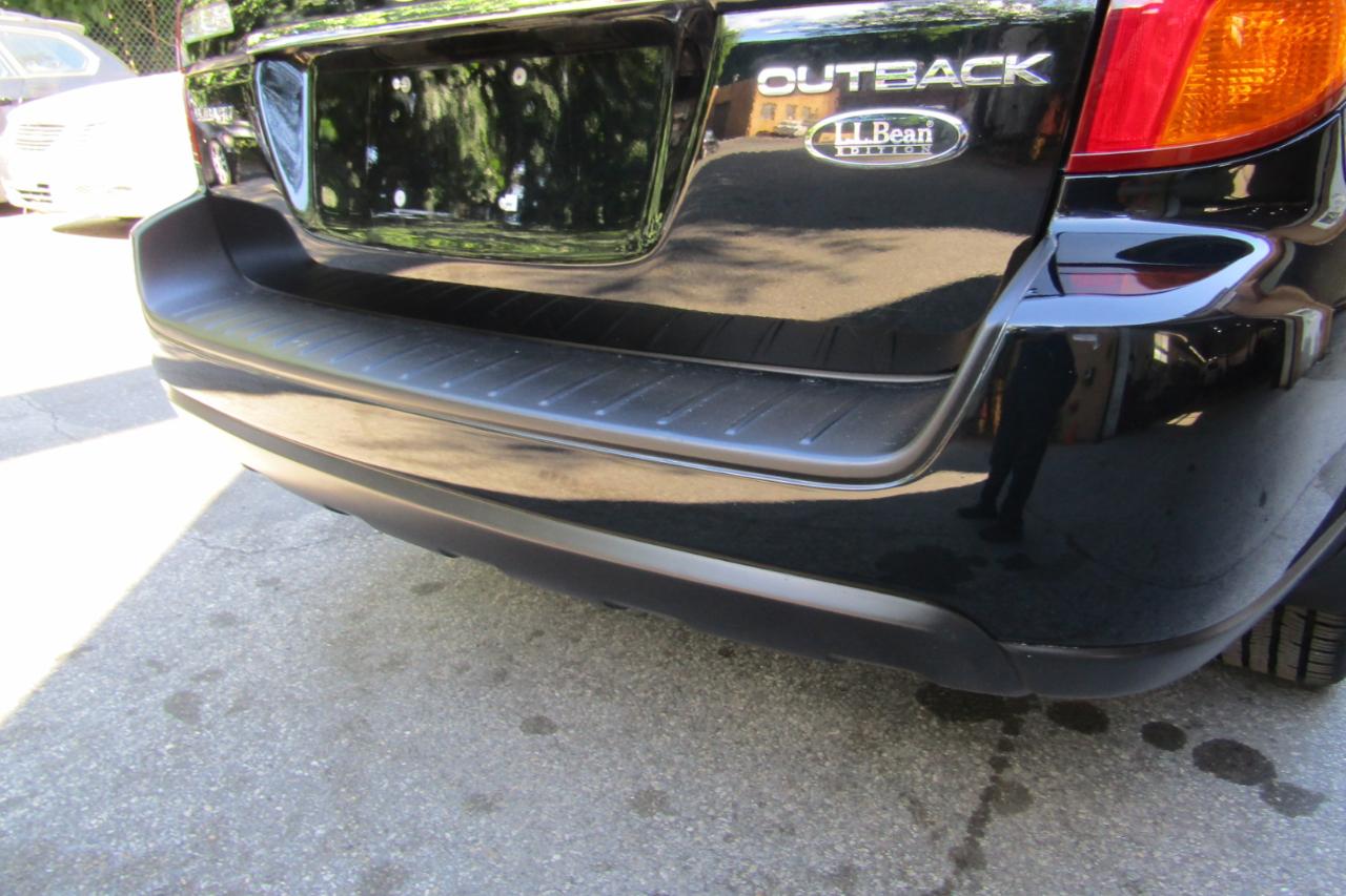 Subaru Legacy Wagon (Natl) Outback 3.0 R L.L. Bean Edition 2005