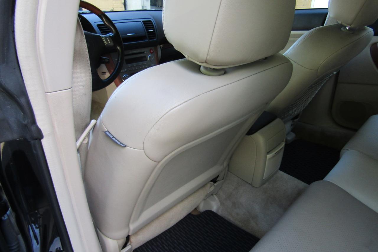 Subaru Legacy Wagon (Natl) Outback 3.0 R L.L. Bean Edition 2005