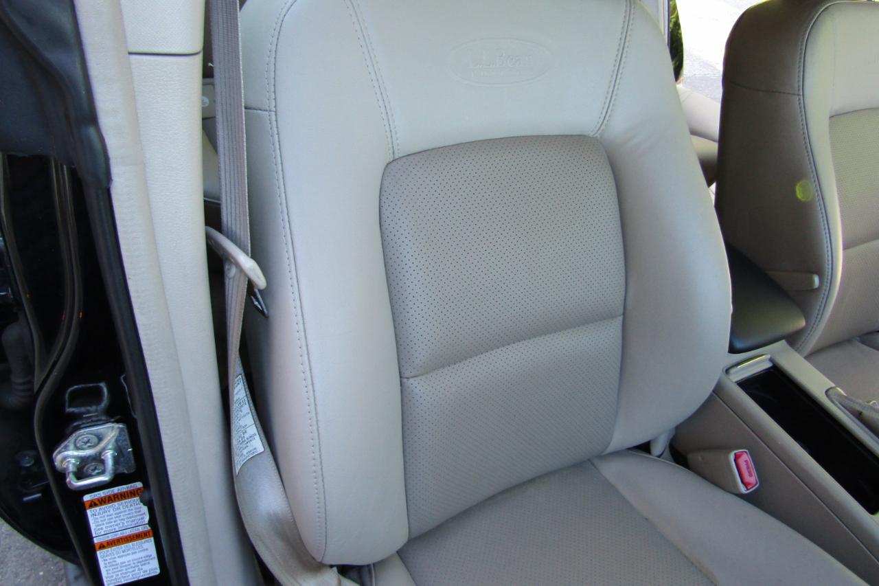 Subaru Legacy Wagon (Natl) Outback 3.0 R L.L. Bean Edition 2005