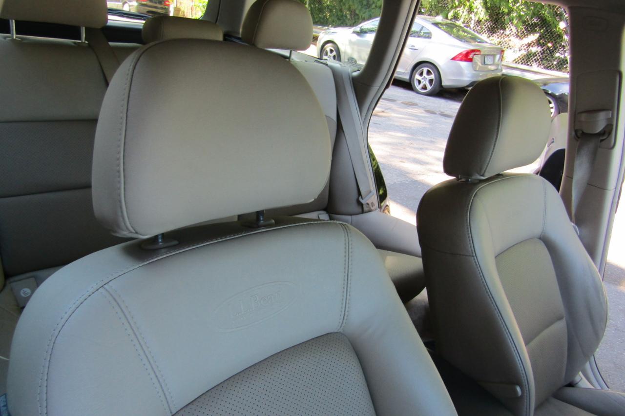 Subaru Legacy Wagon (Natl) Outback 3.0 R L.L. Bean Edition 2005
