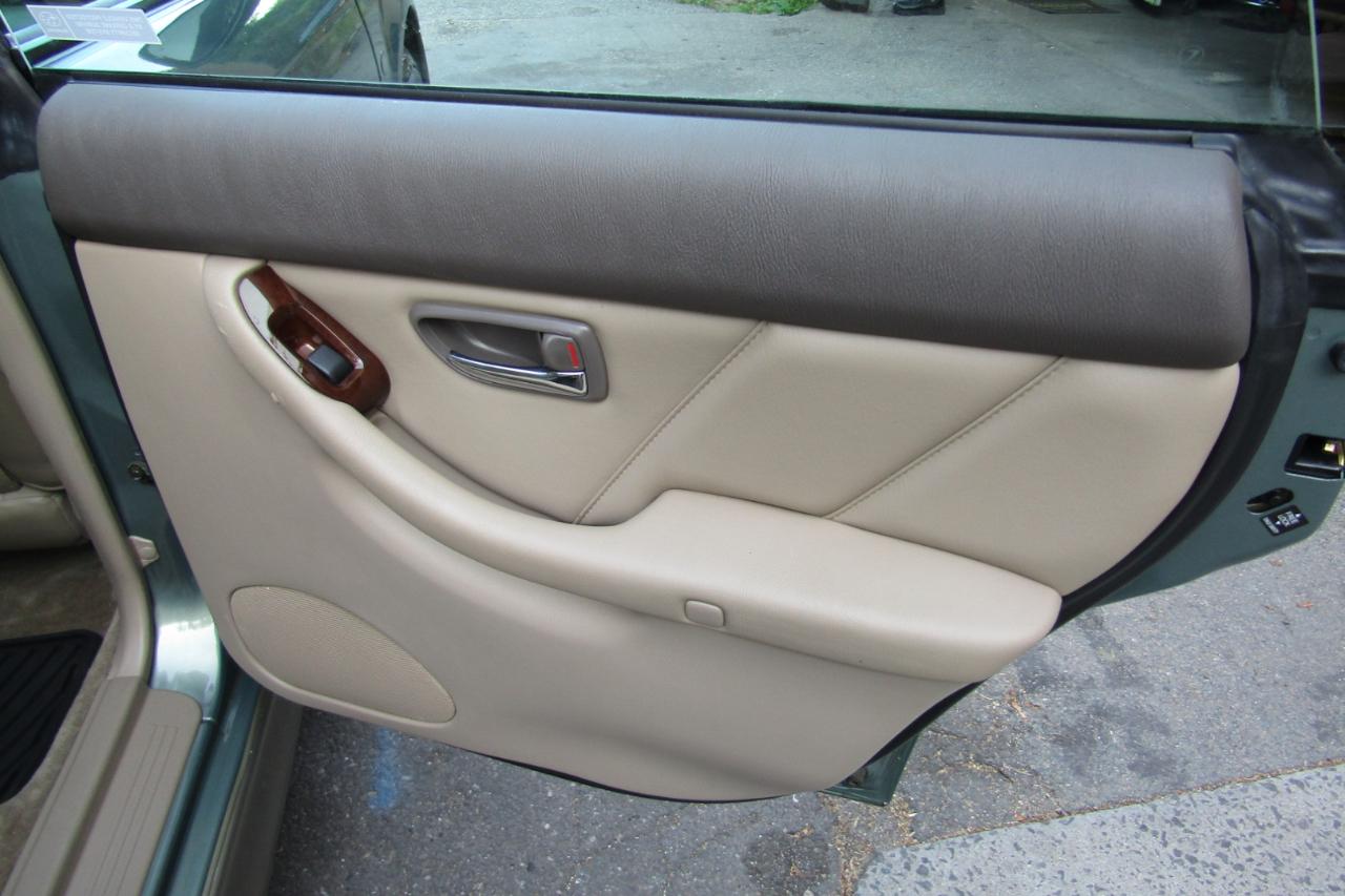 Subaru Legacy Wagon 5dr Outback H6 L.L. Bean Edition 2003