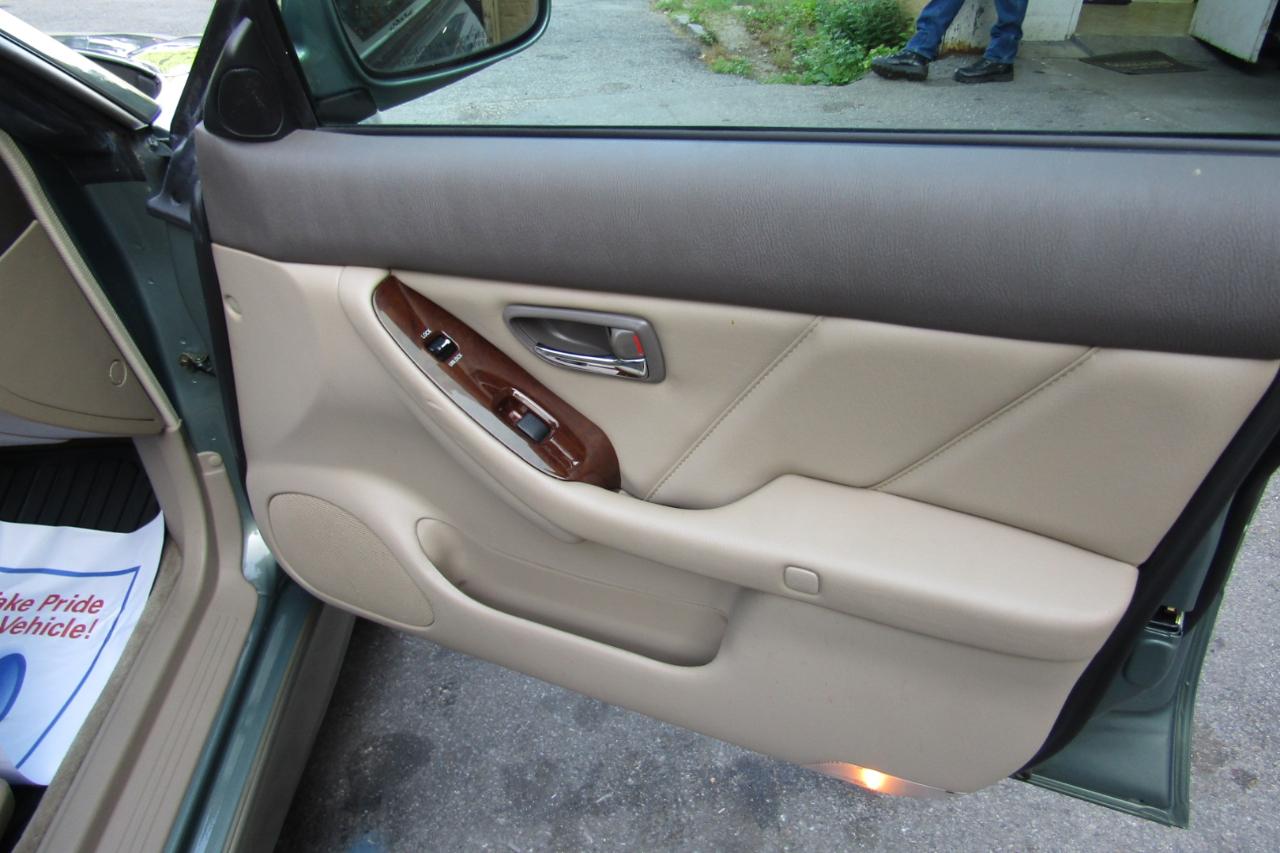 Subaru Legacy Wagon 5dr Outback H6 L.L. Bean Edition 2003
