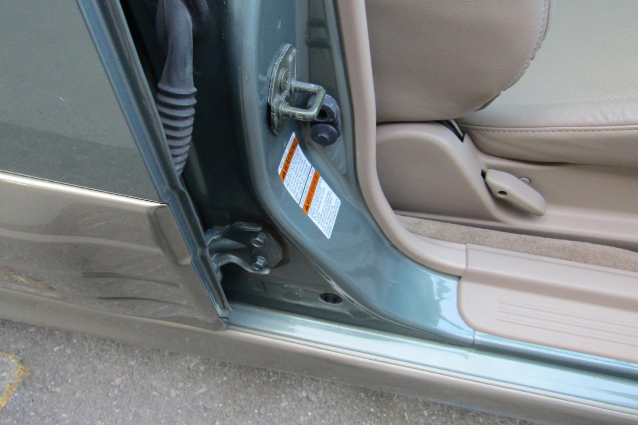 Subaru Legacy Wagon 5dr Outback H6 L.L. Bean Edition 2003