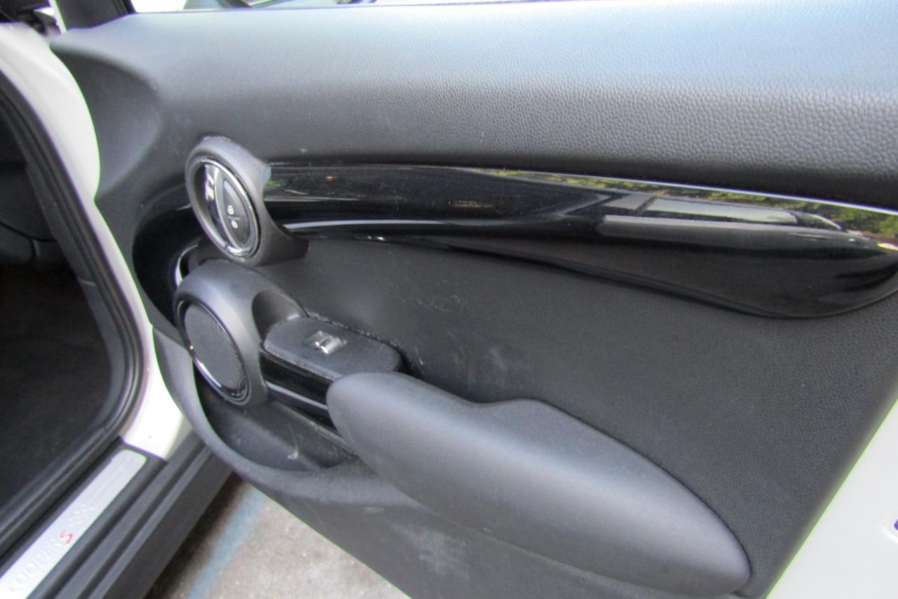 MINI Hardtop 4 Door Cooper S FWD 2017