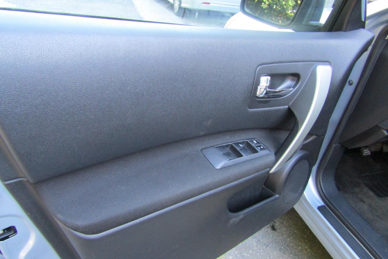 Nissan Rogue AWD 4dr S 2013