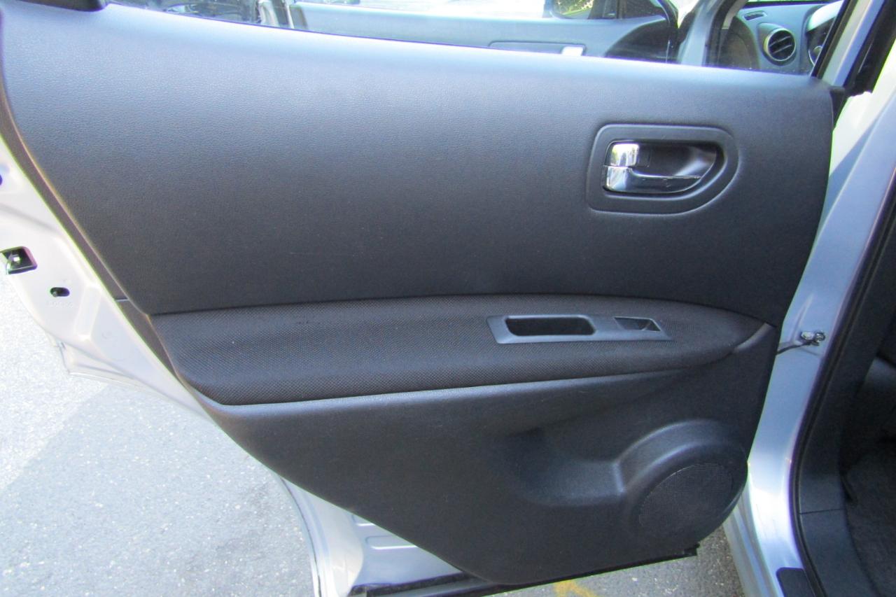Nissan Rogue AWD 4dr S 2013