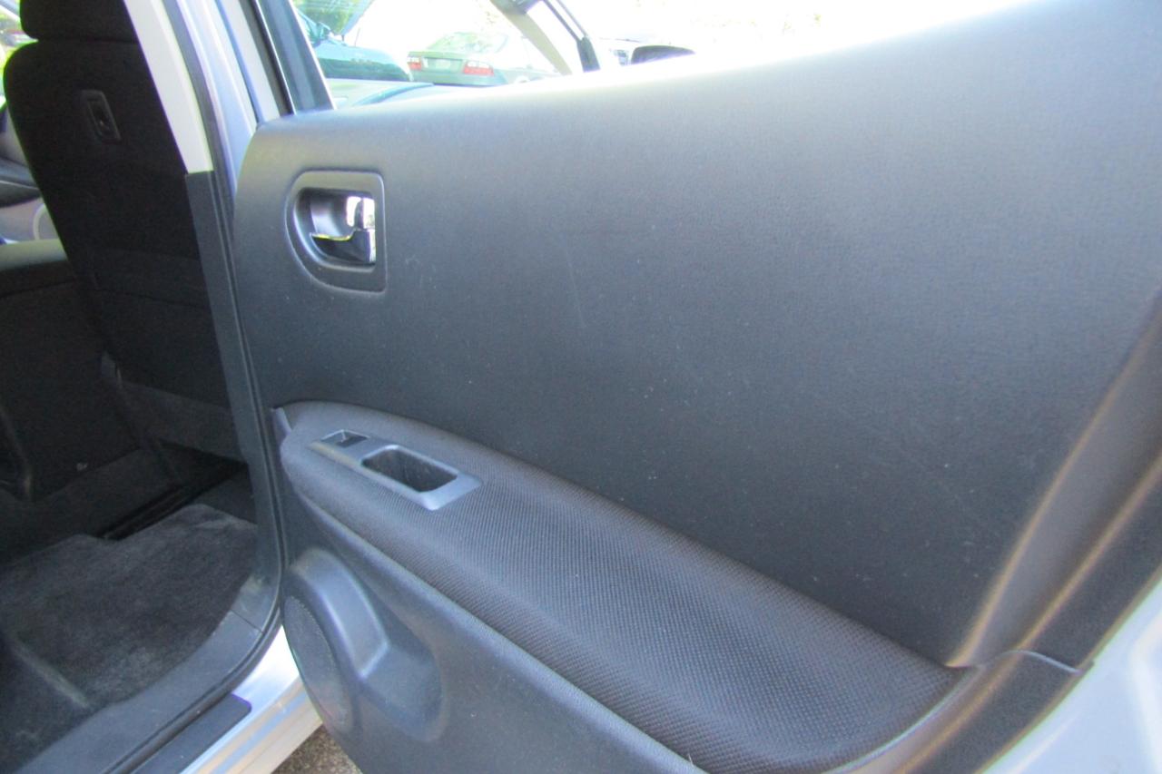 Nissan Rogue AWD 4dr S 2013