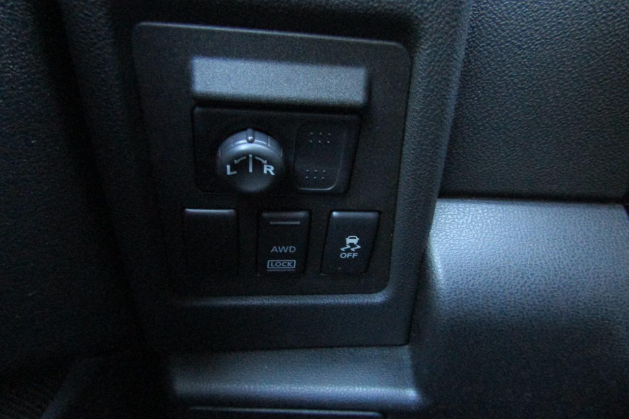 Nissan Rogue AWD 4dr S 2013