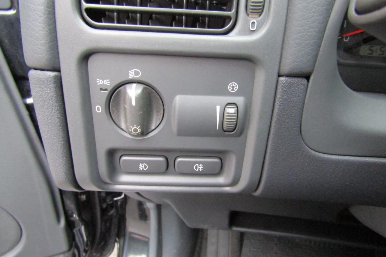Volvo V40 A 5dr Wgn 2002