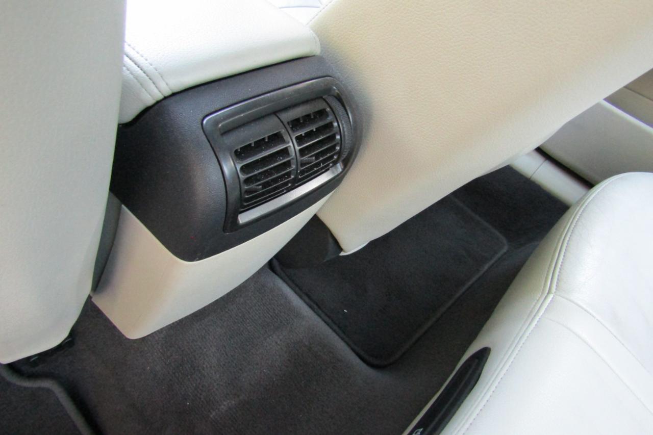 Saab 9-3 4dr Sdn 2008