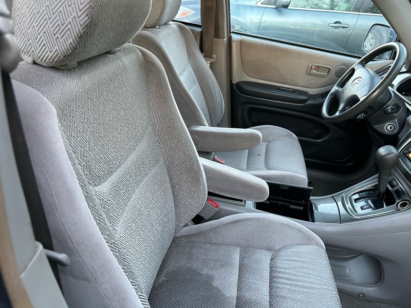 Toyota Highlander 2WD 2003 Toyota Highlander 2WD 2003