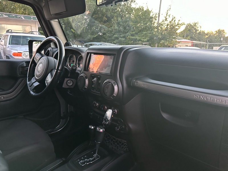 Jeep Wrangler Unlimited Sport 4WD 2013 Jeep Wrangler Unlimited Sport 4WD 2013