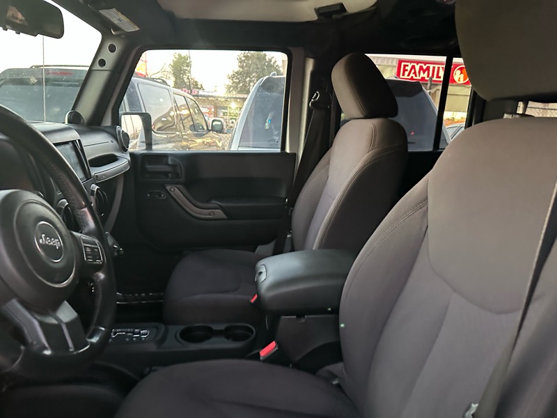 Jeep Wrangler Unlimited Sport 4WD 2013 Jeep Wrangler Unlimited Sport 4WD 2013