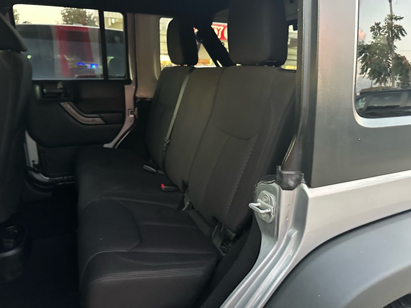 Jeep Wrangler Unlimited Sport 4WD 2013 Jeep Wrangler Unlimited Sport 4WD 2013