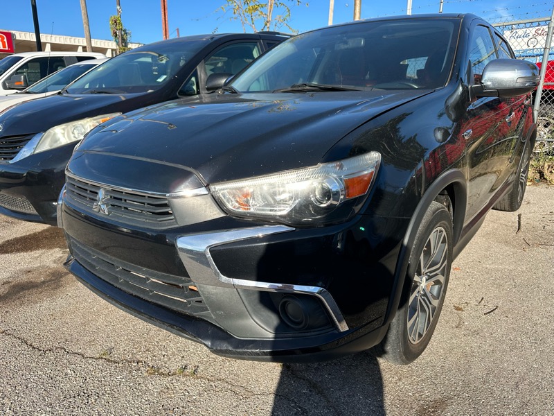 Mitsubishi Outlander Sport 2.0 ES CVT 2017 Mitsubishi Outlander Sport 2.0 ES CVT 2017