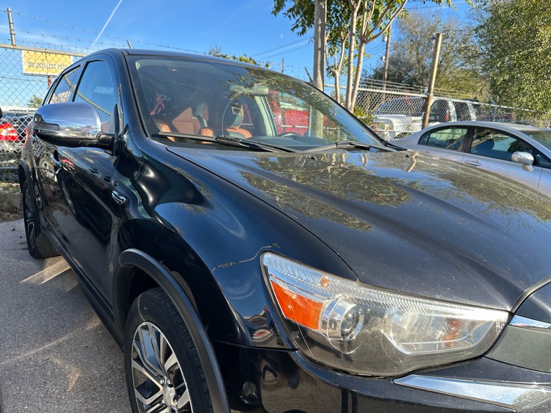 Mitsubishi Outlander Sport 2.0 ES CVT 2017 Mitsubishi Outlander Sport 2.0 ES CVT 2017