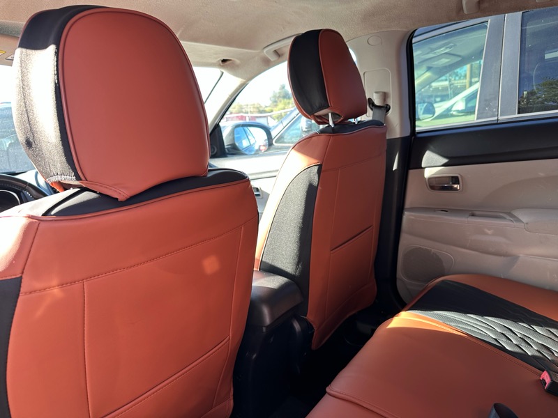 Mitsubishi Outlander Sport 2.0 ES CVT 2017 Mitsubishi Outlander Sport 2.0 ES CVT 2017