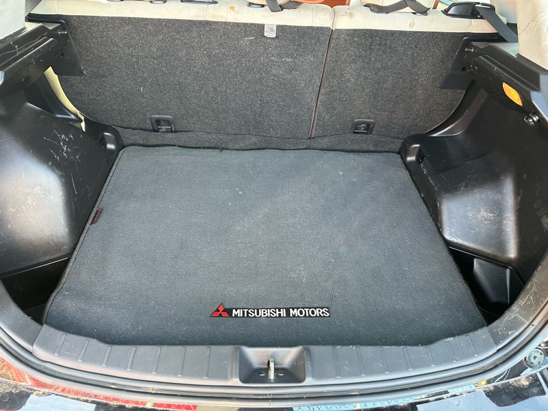 Mitsubishi Outlander Sport 2.0 ES CVT 2017 Mitsubishi Outlander Sport 2.0 ES CVT 2017